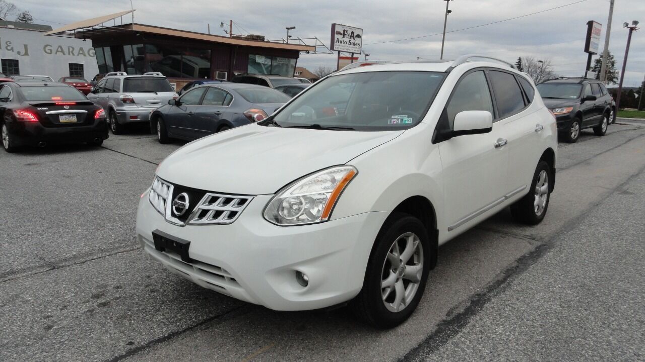 2011 NISSAN Rogue