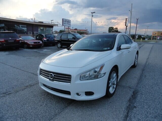 2011 NISSAN Maxima