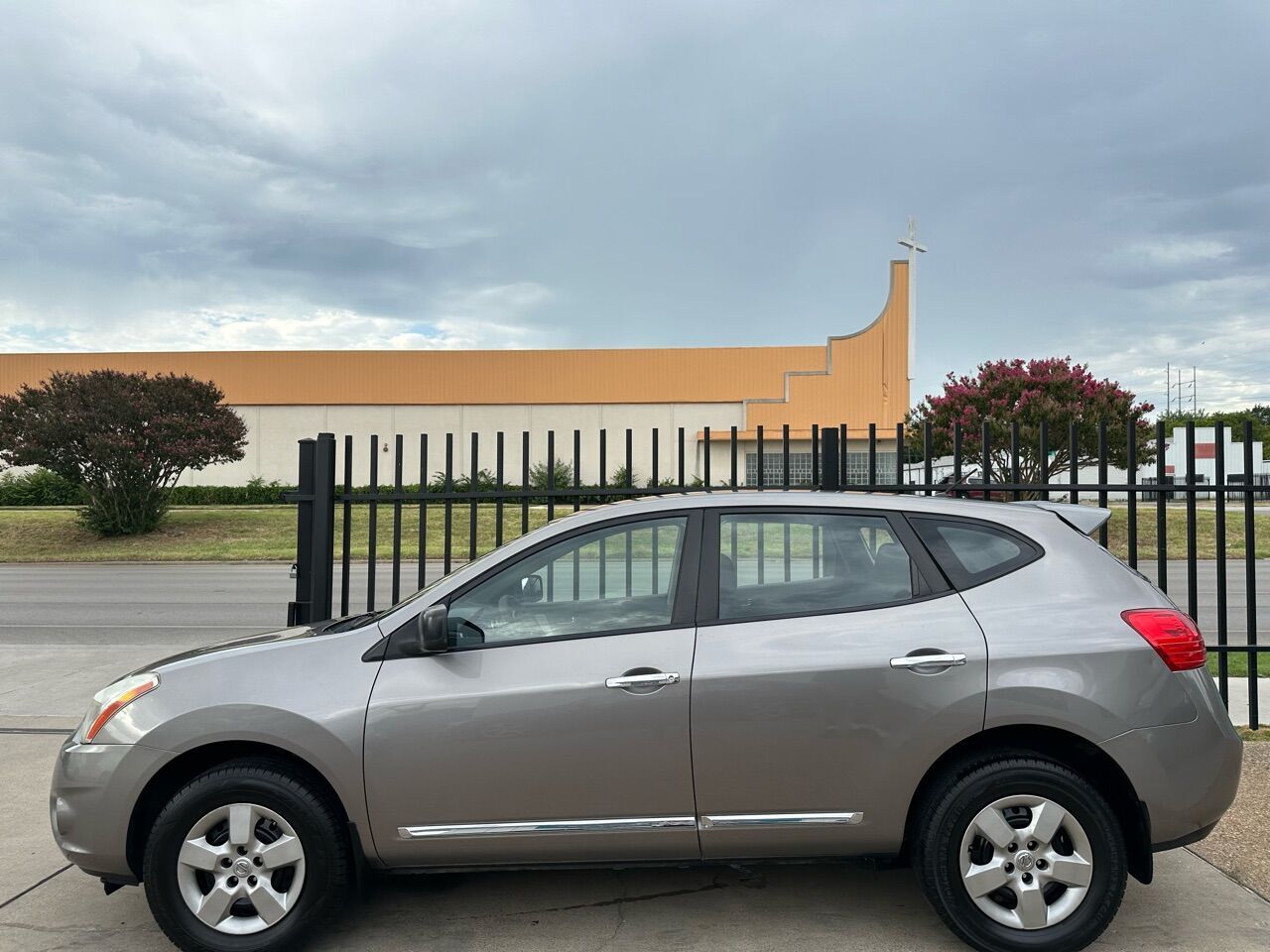 2011 NISSAN Rogue