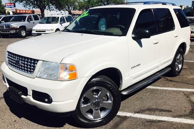 2004 FORD Explorer