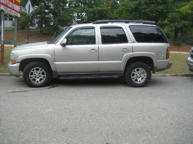 2004 CHEVROLET Tahoe