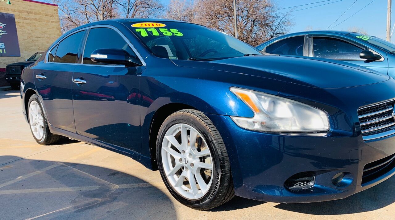 2010 NISSAN Maxima