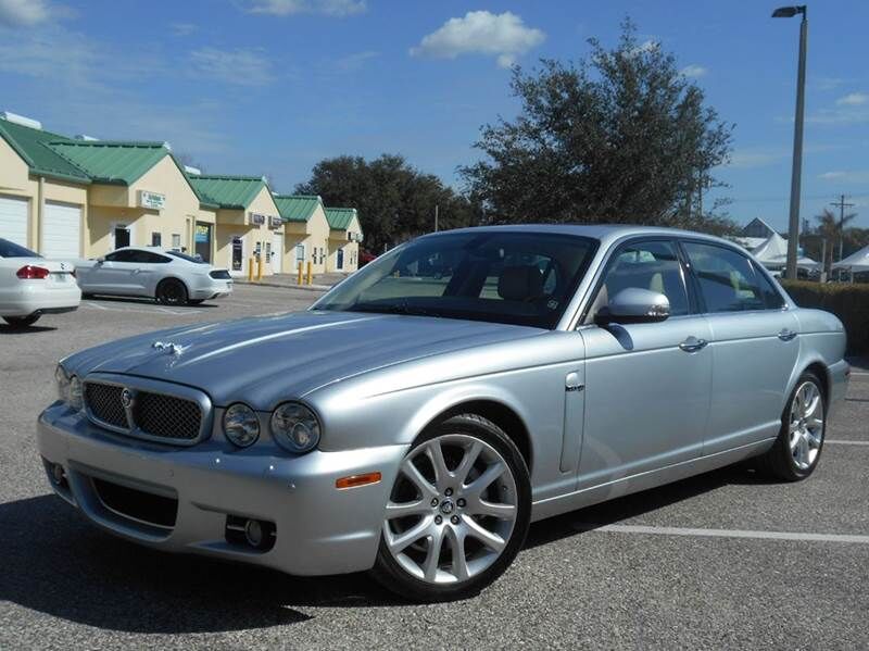 2008 JAGUAR XJ