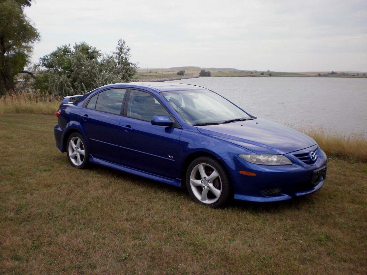 2004 MAZDA Mazda6