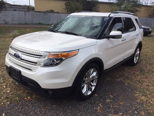 2011 FORD Explorer