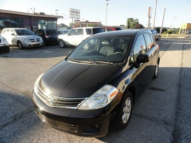 2011 NISSAN Versa