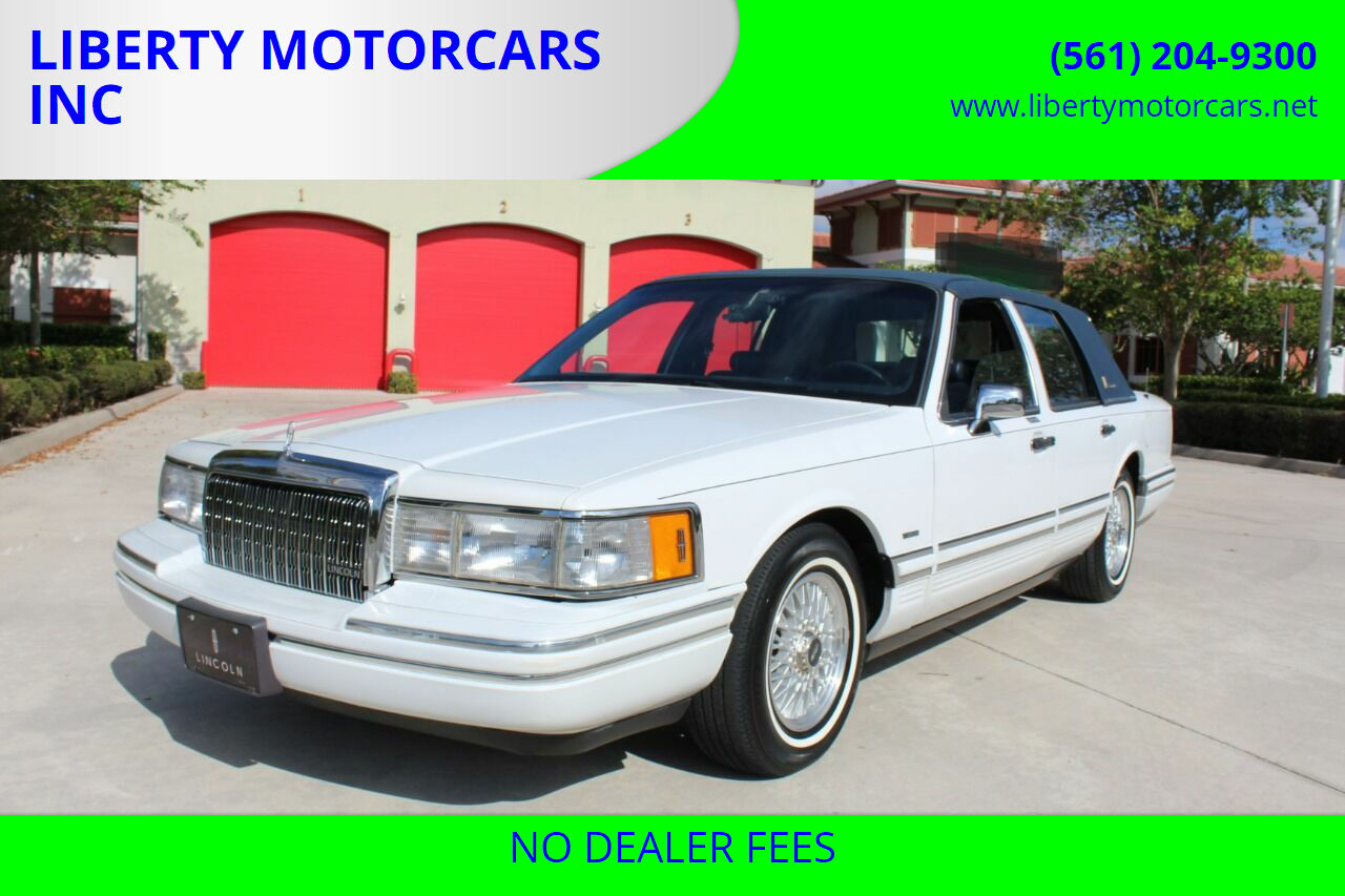 Lincoln Town Car