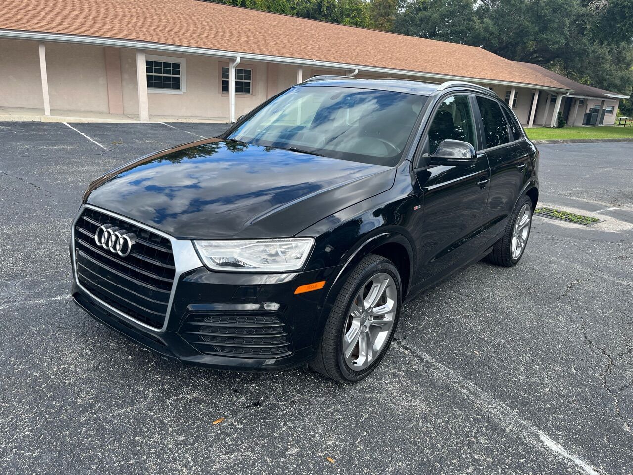 2018 AUDI Q3