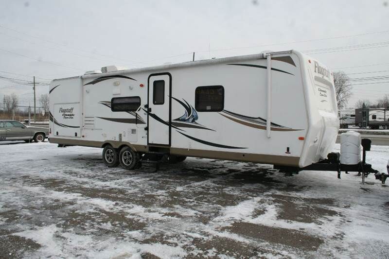 2013 FOREST RIVER Flagstaff Lite Weight Trailers