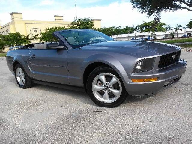 2006 FORD Mustang
