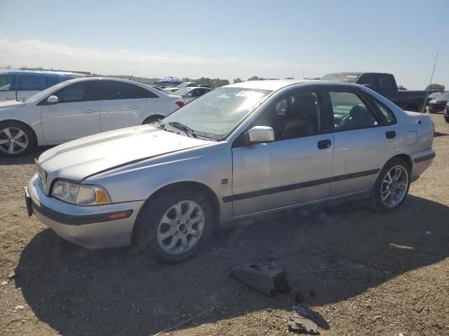Volvo S40
