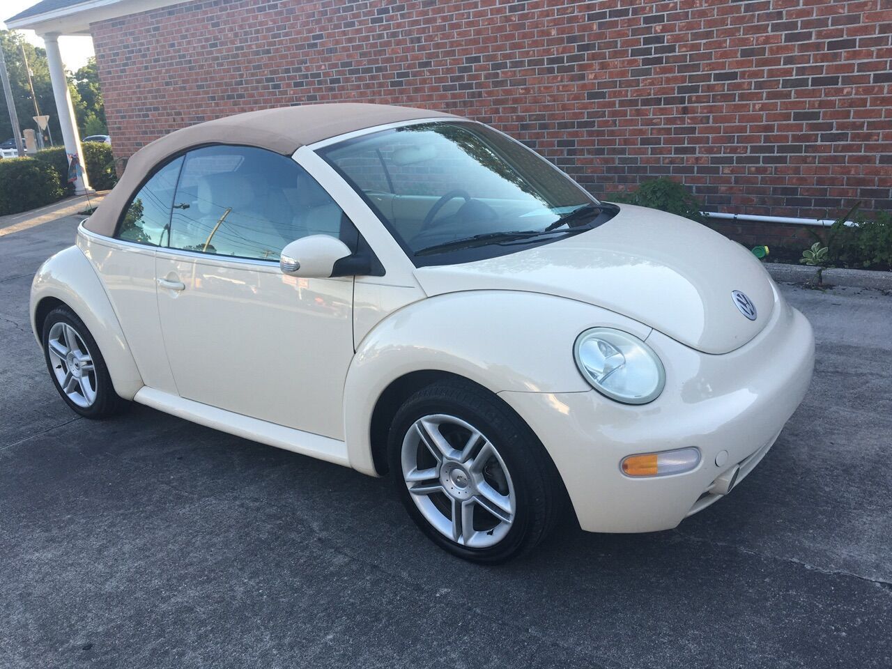 2005 VOLKSWAGEN Beetle