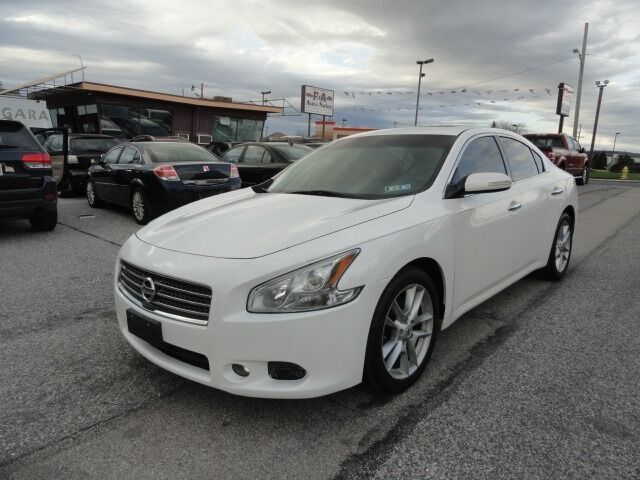 2010 NISSAN Maxima