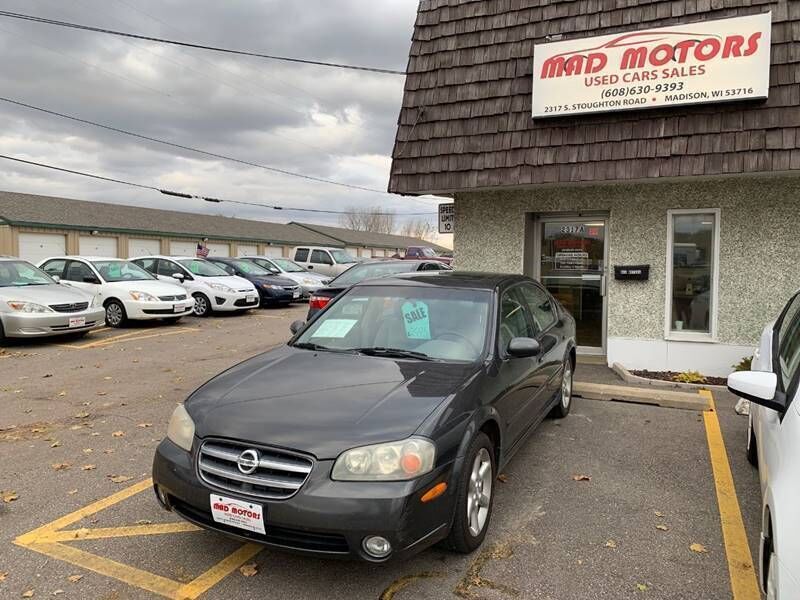 2002 NISSAN Maxima