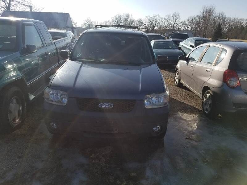 2005 FORD Escape