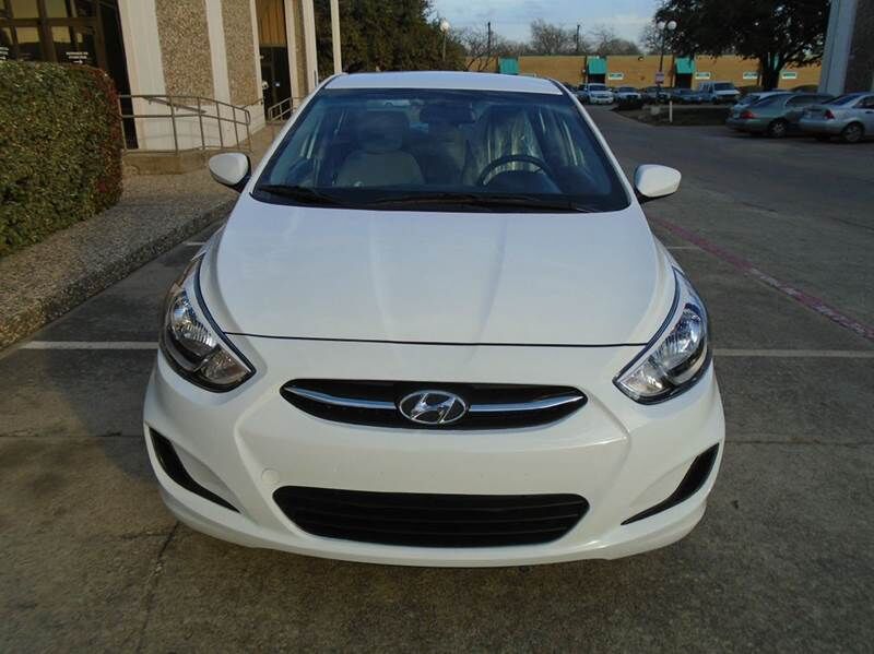 2016 HYUNDAI Accent