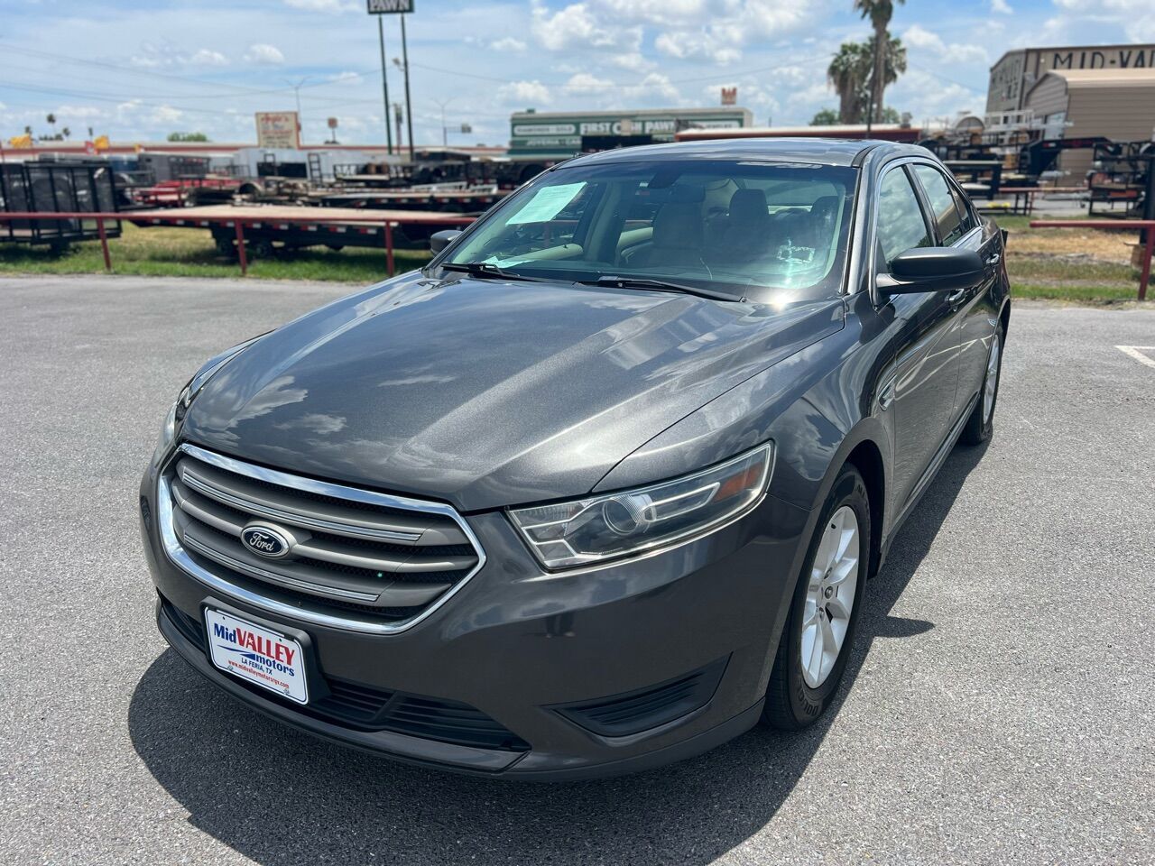 2015 FORD Taurus