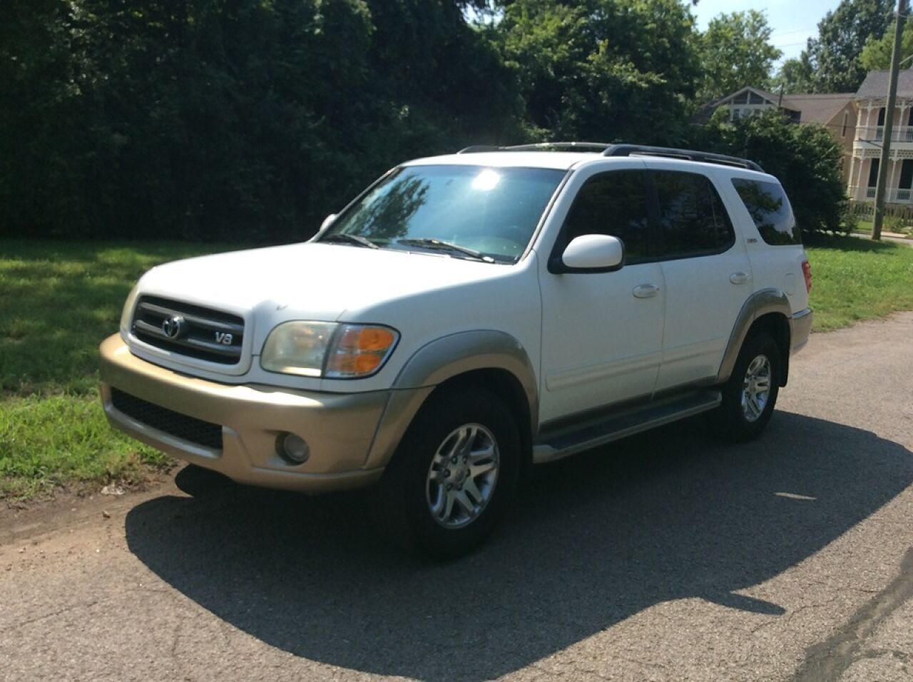 2004 TOYOTA Sequoia