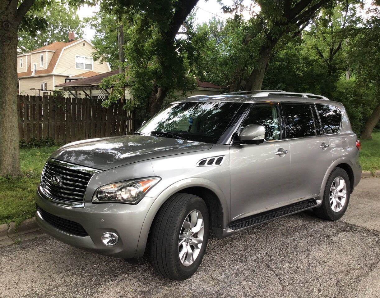 2011 INFINITI QX56