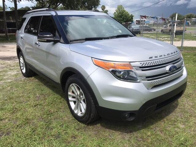 2011 FORD Explorer