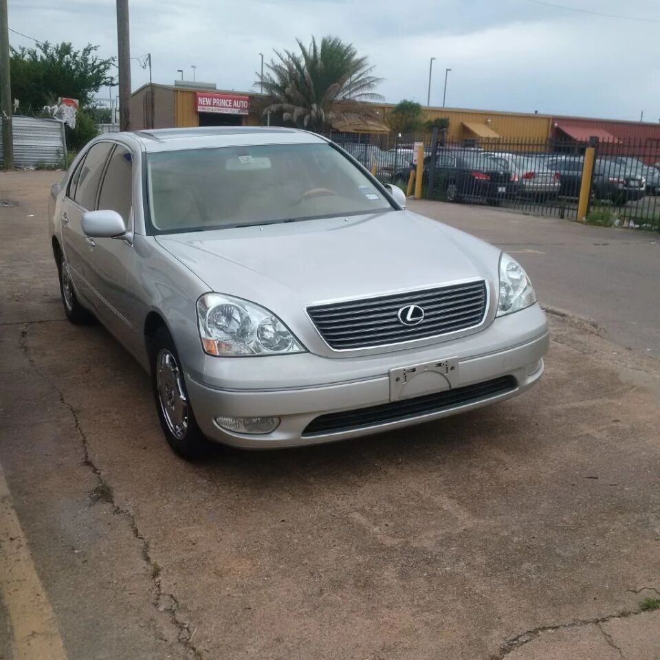 2002 LEXUS LS