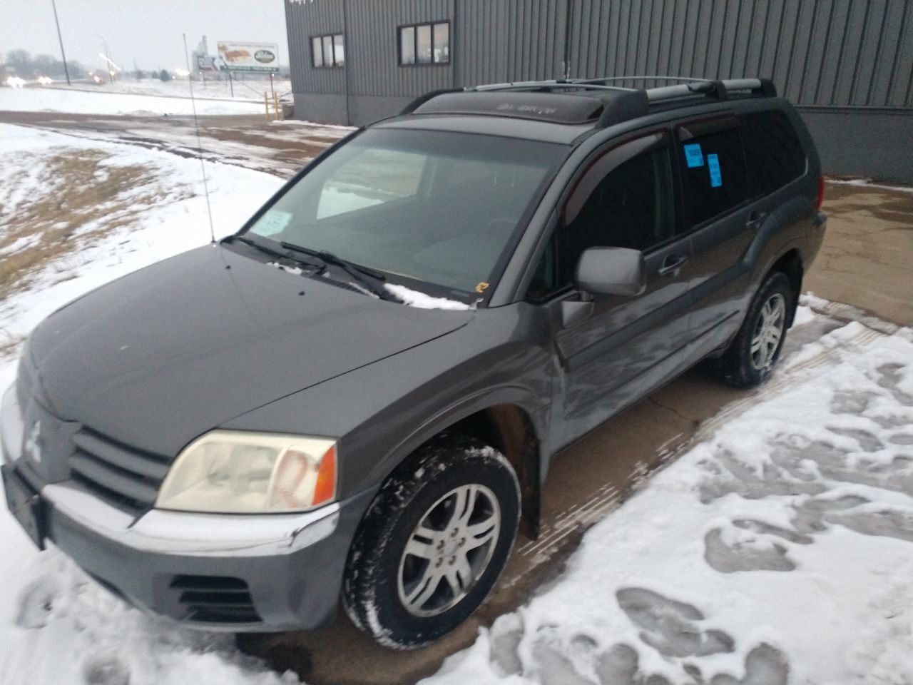 2004 MITSUBISHI Endeavor