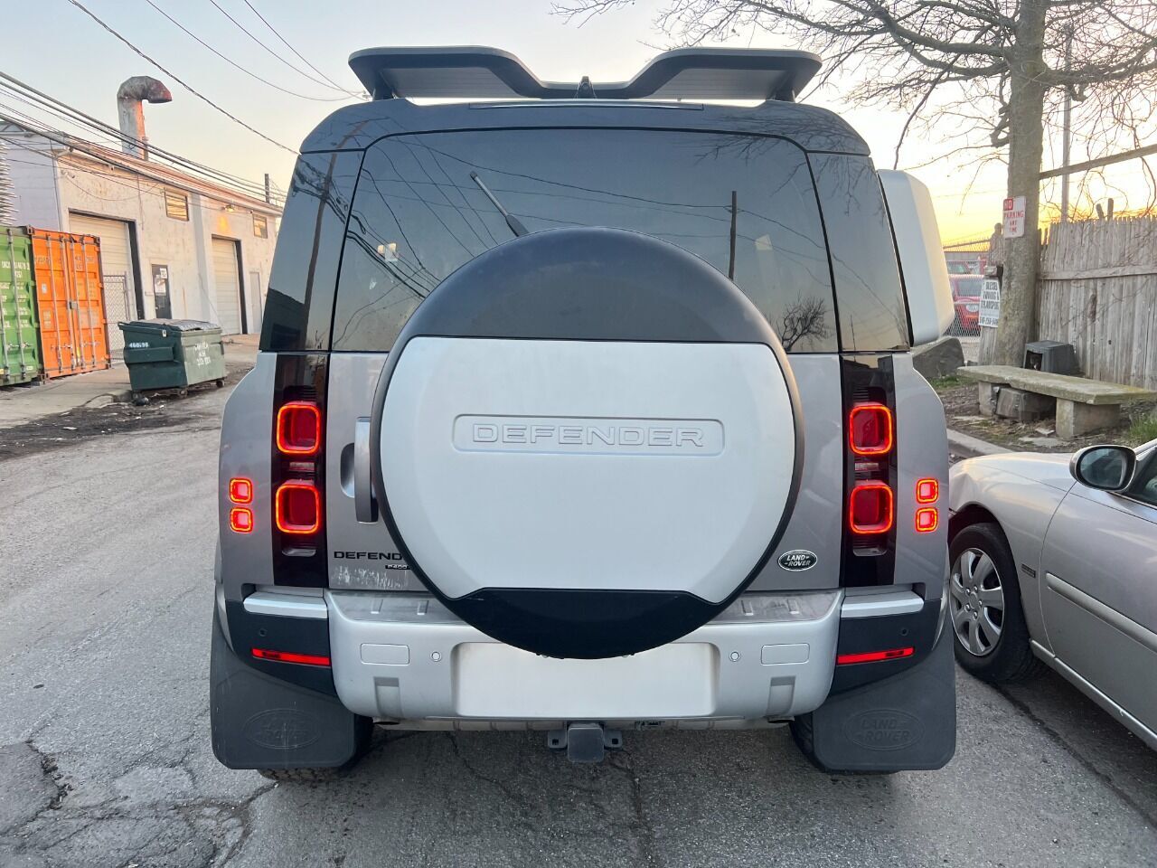 2020 LAND ROVER Defender