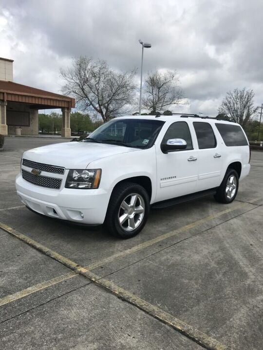 2011 CHEVROLET Suburban
