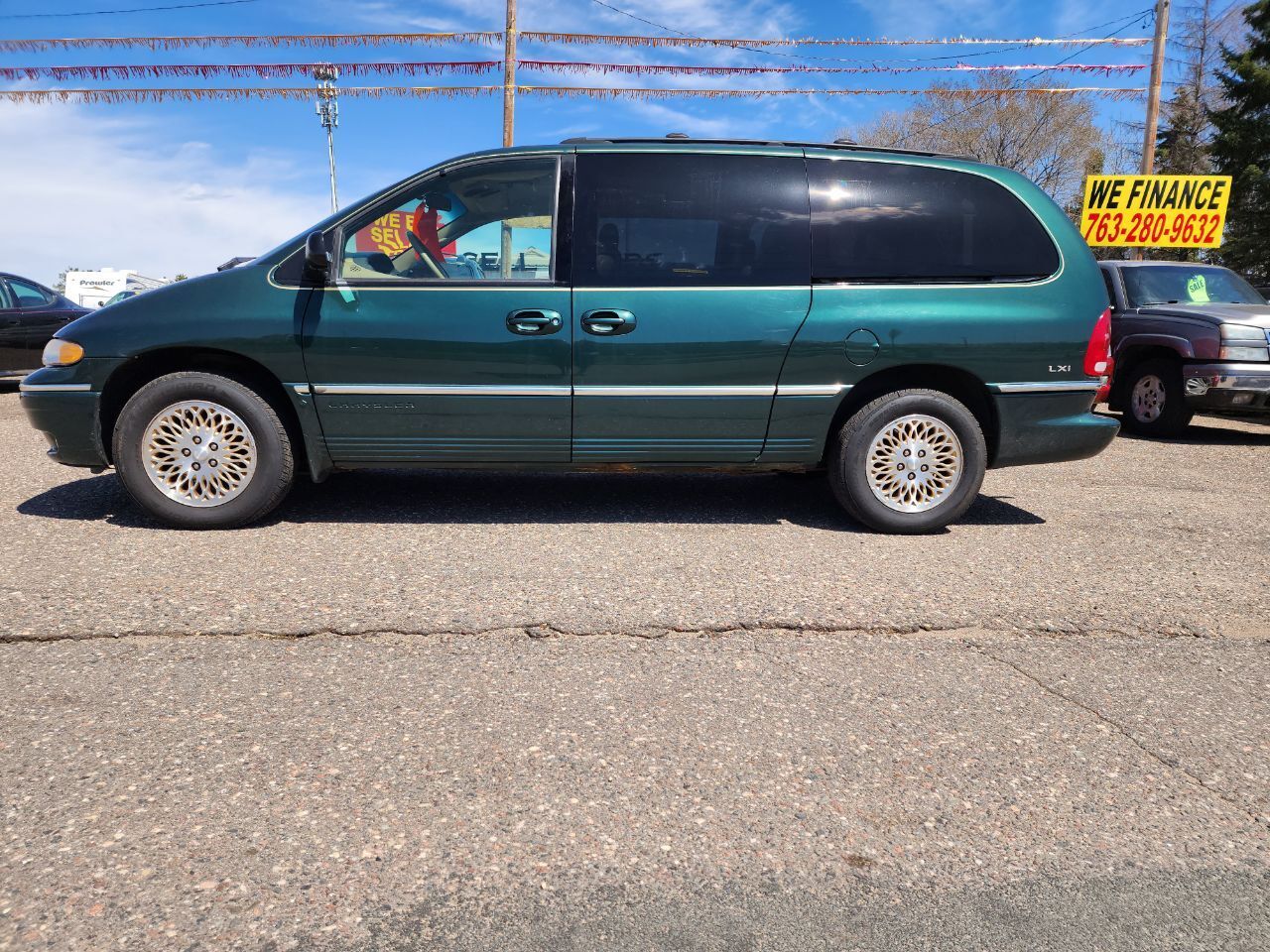 1996 CHRYSLER Town and Country