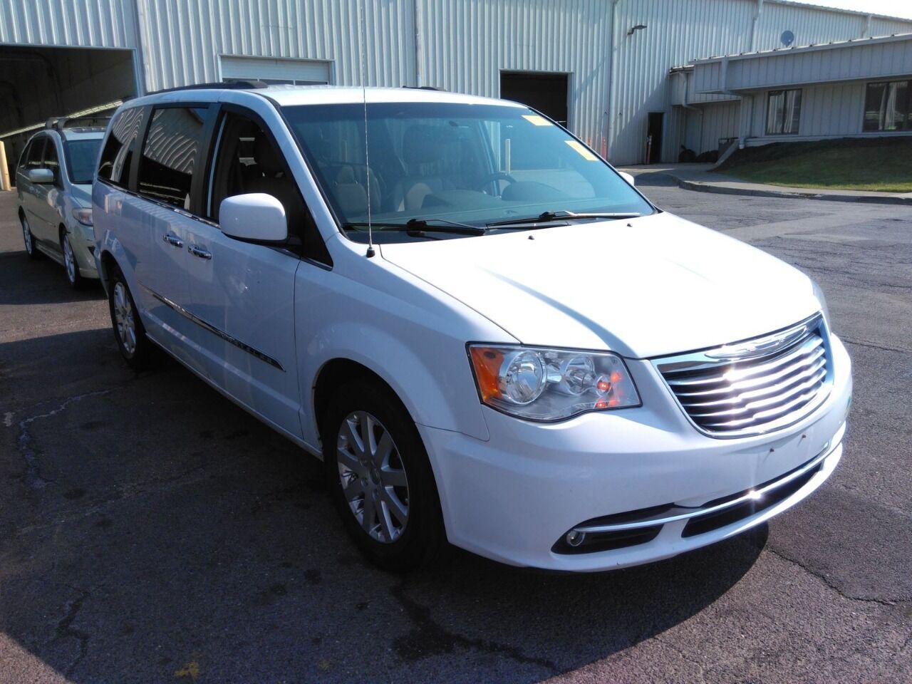 2015 CHRYSLER Town and Country