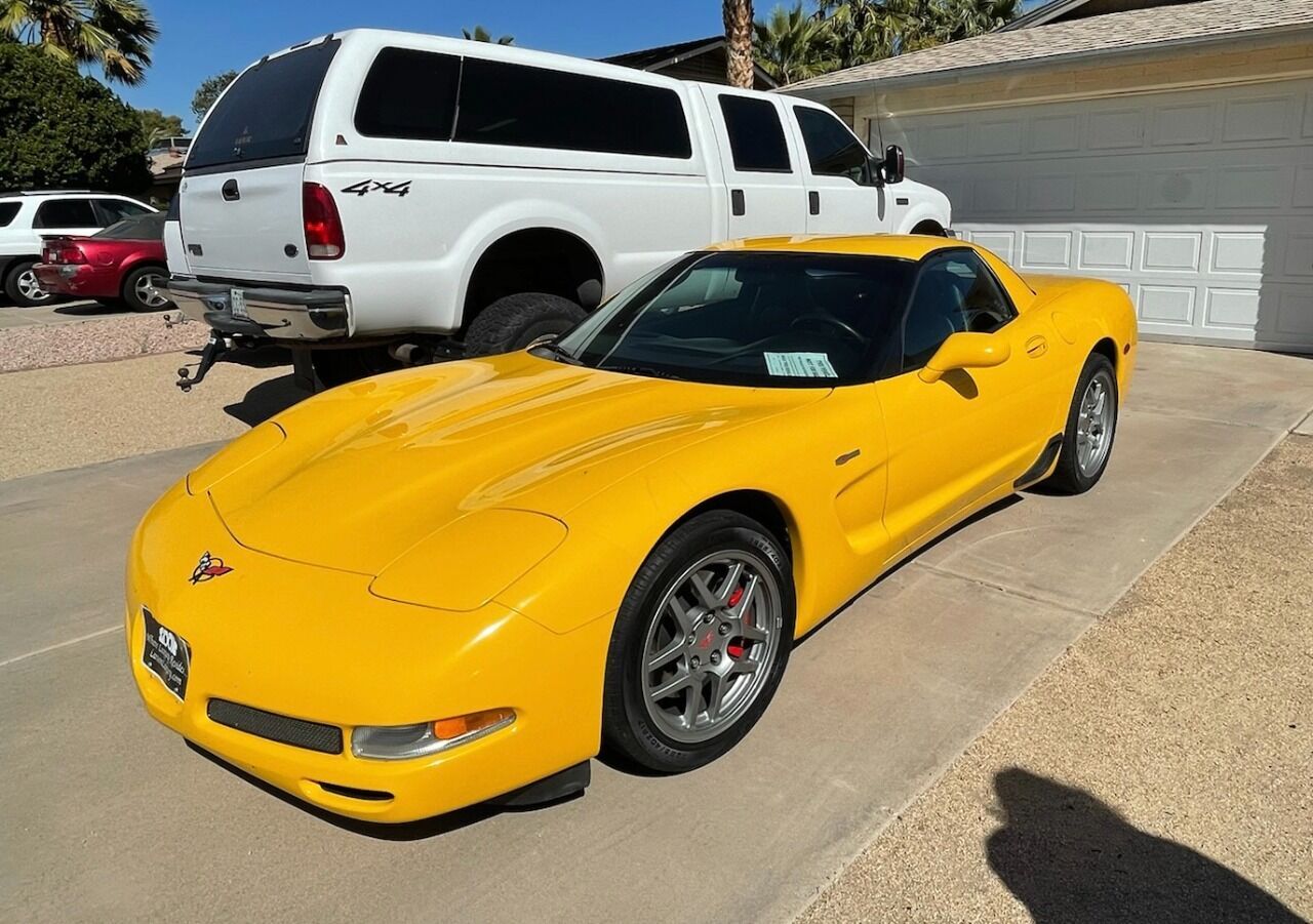 2004 CHEVROLET Corvette