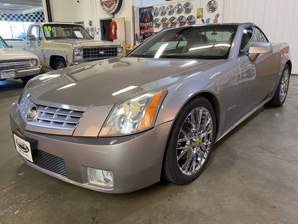 2004 CADILLAC XLR