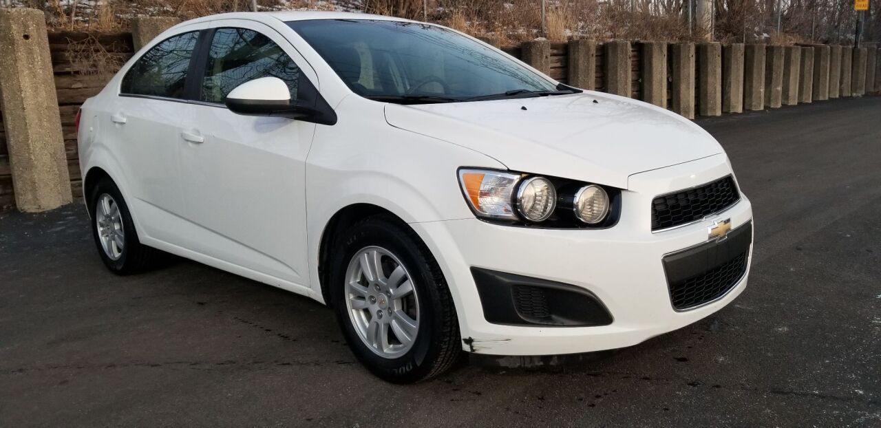 2012 CHEVROLET Sonic