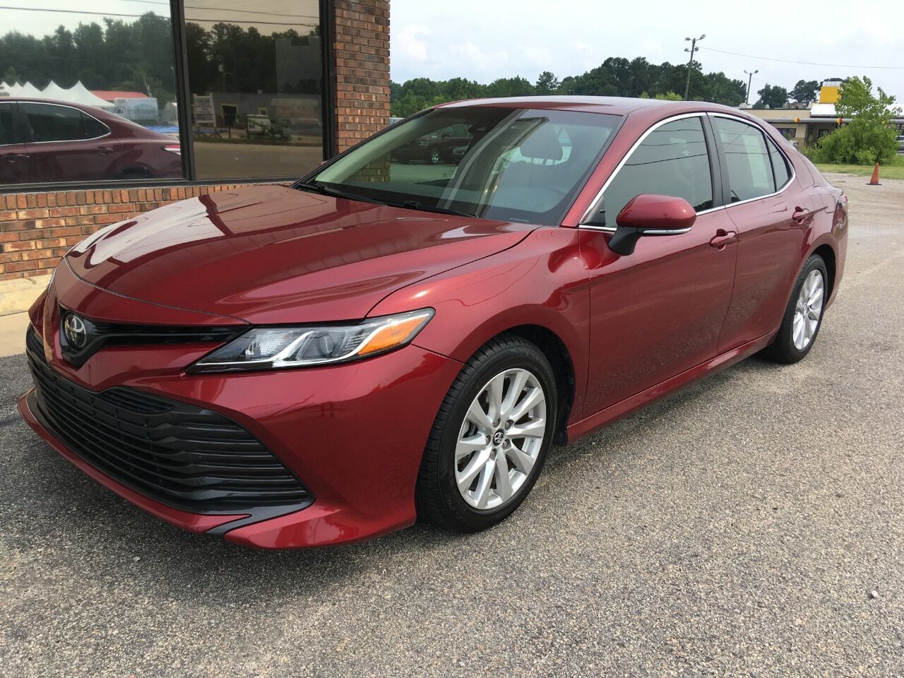 2018 TOYOTA Camry