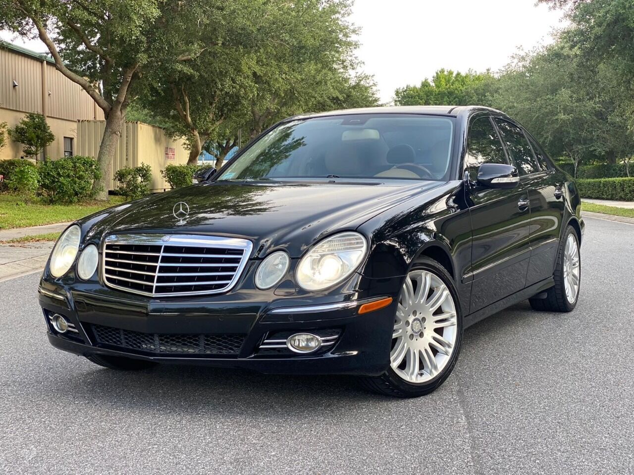 2008 MERCEDES-BENZ E-Class