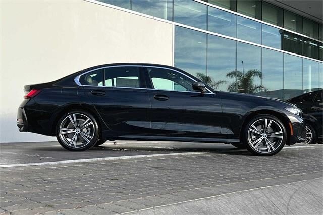 2024 BMW 330i