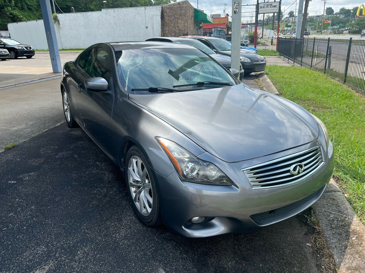 2012 INFINITI G37