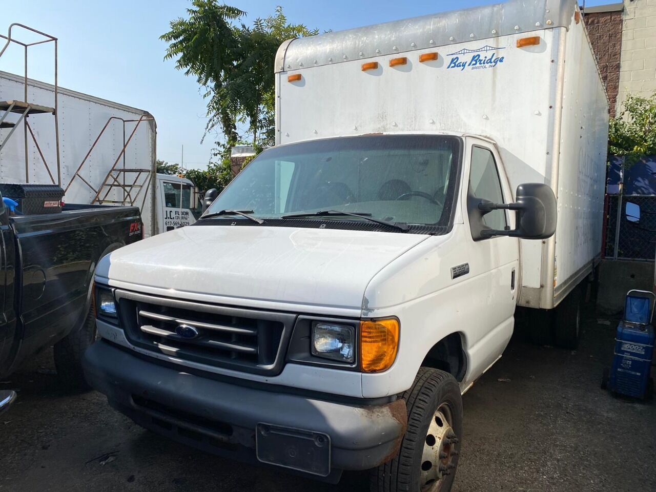 2006 FORD E-350