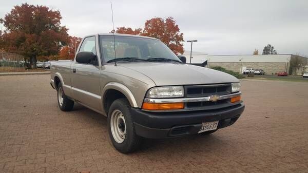 2002 CHEVROLET S-10 Pickup