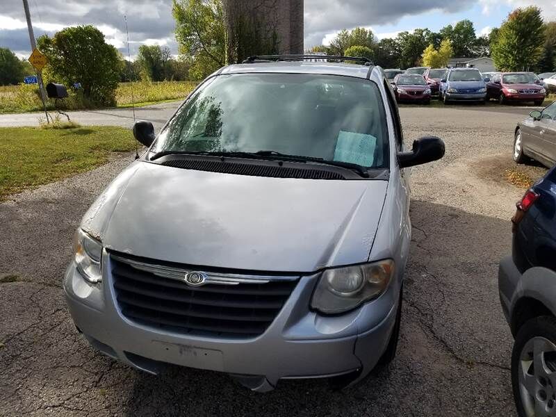 2006 CHRYSLER Town and Country