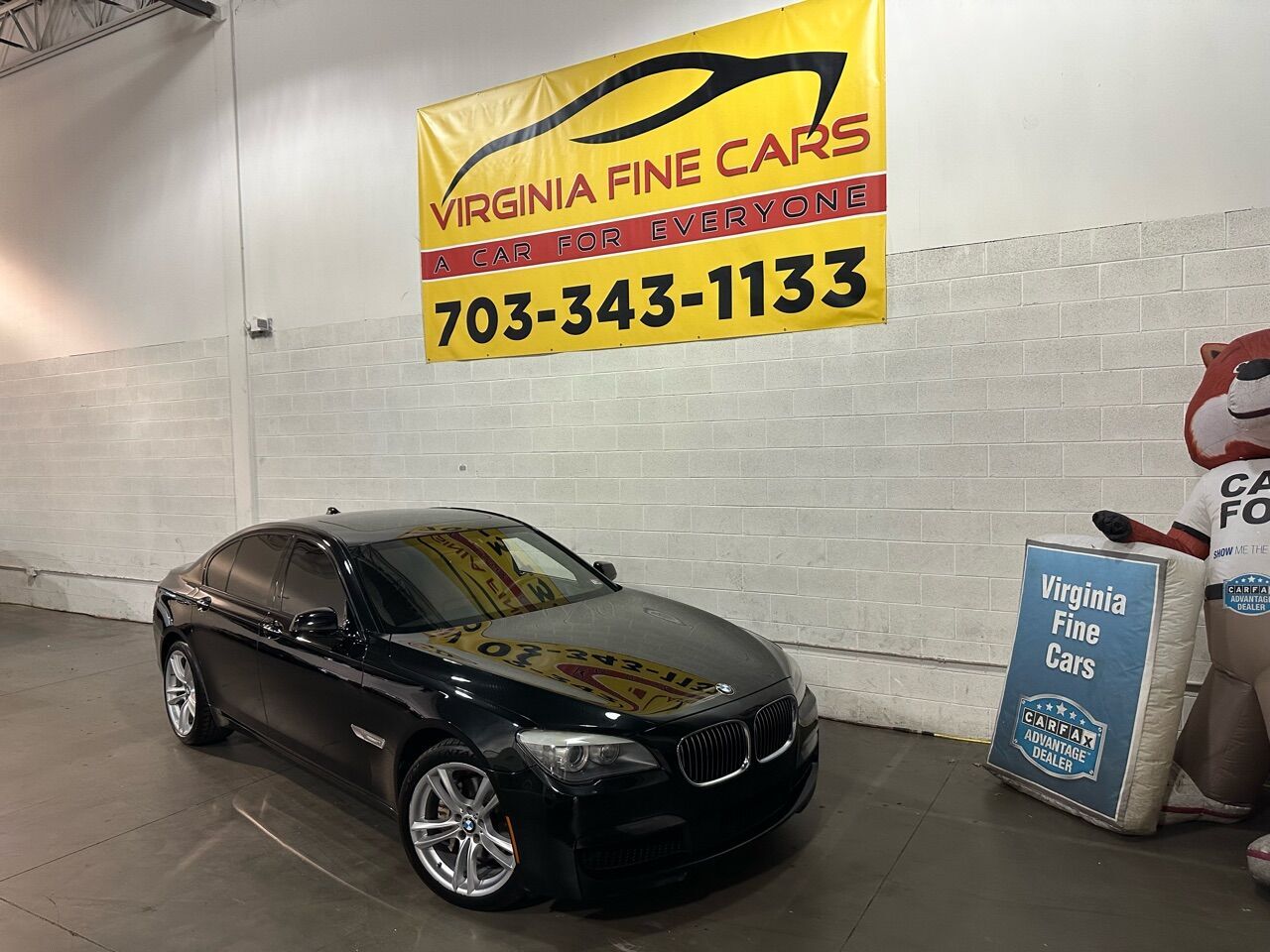 BMW 740i