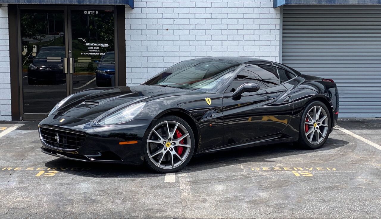 2010 FERRARI California