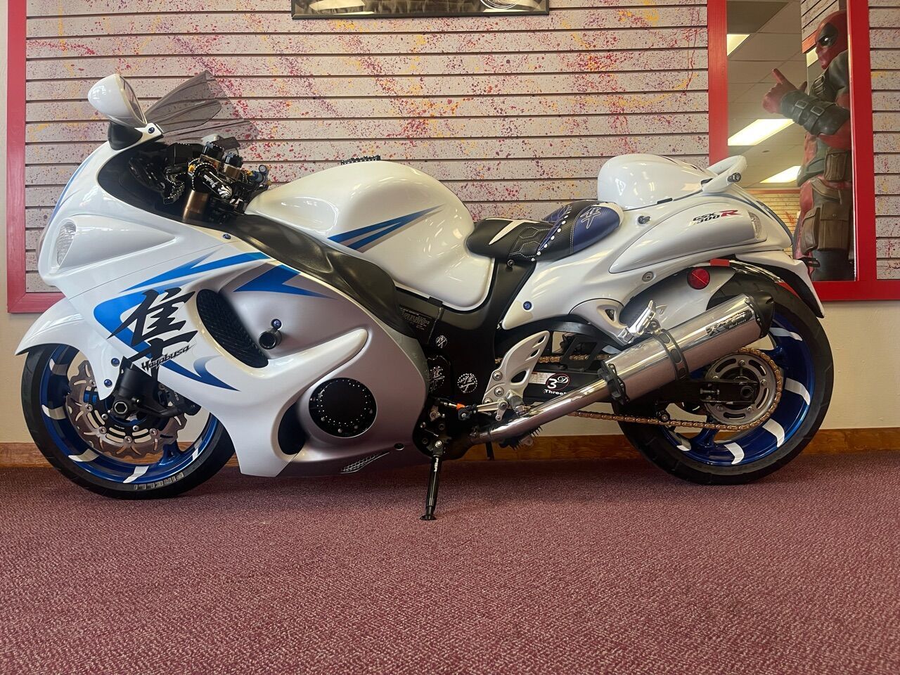 Suzuki GSX1300R