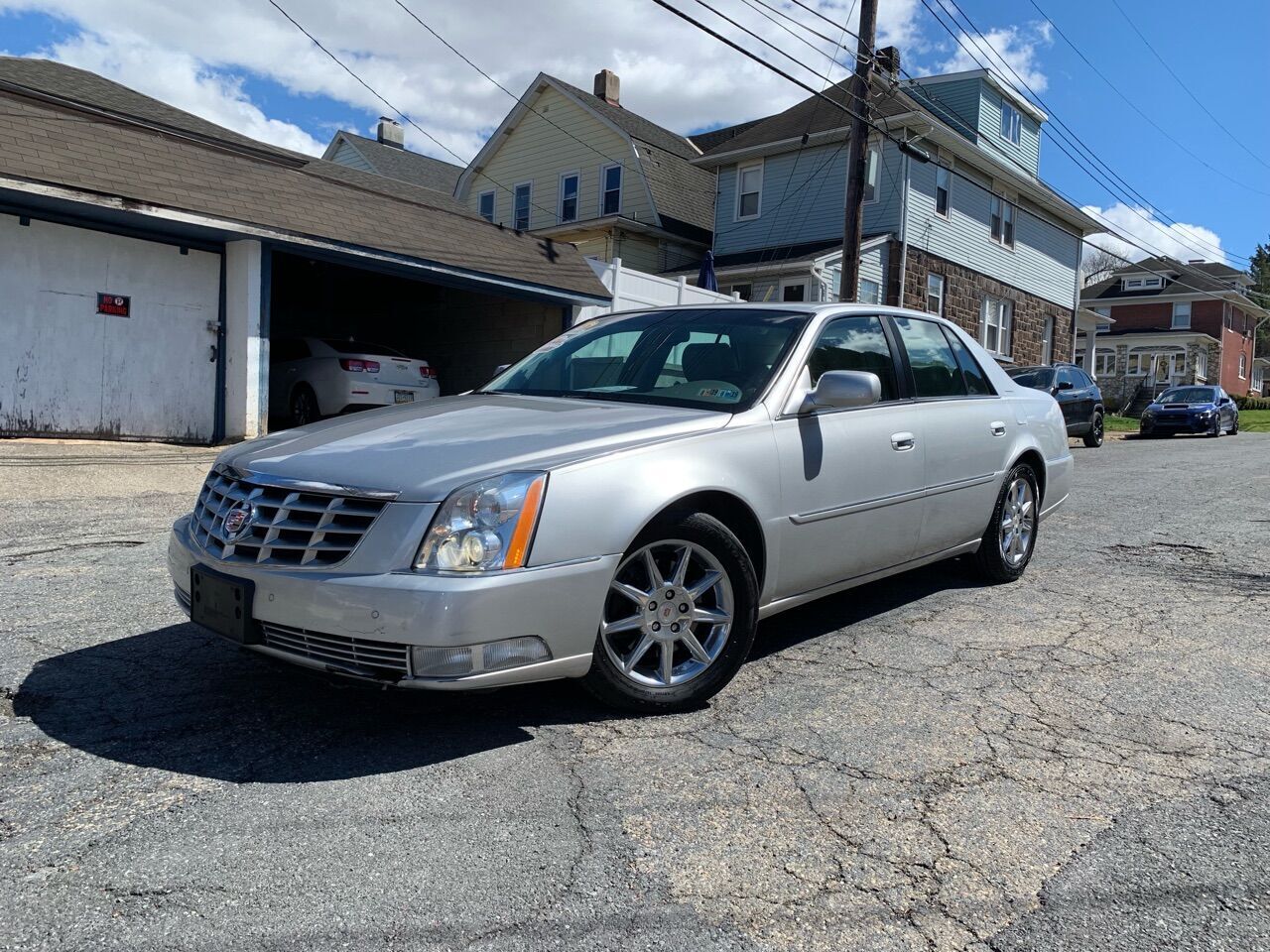 2011 CADILLAC DTS