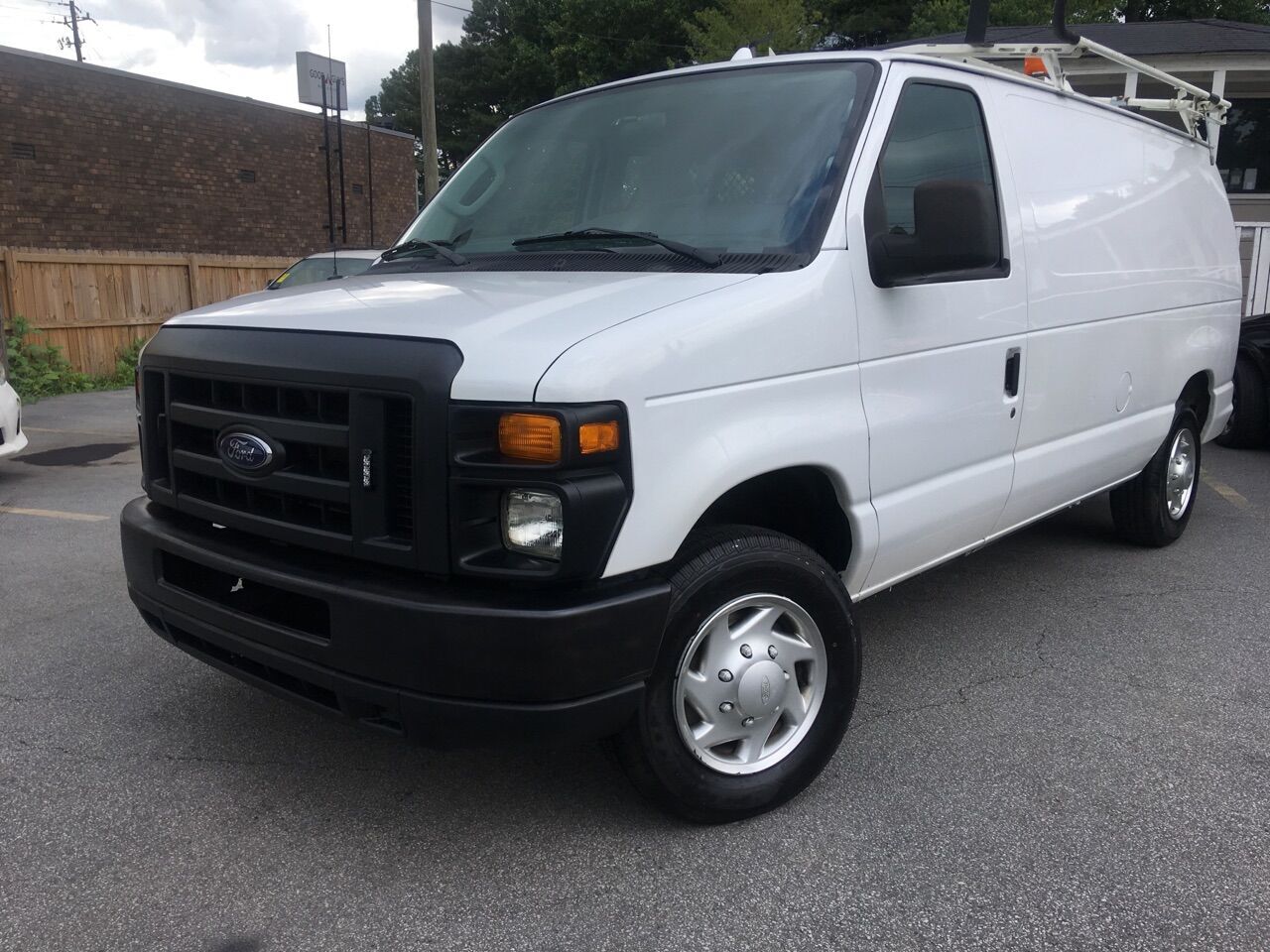 2012 FORD E-150
