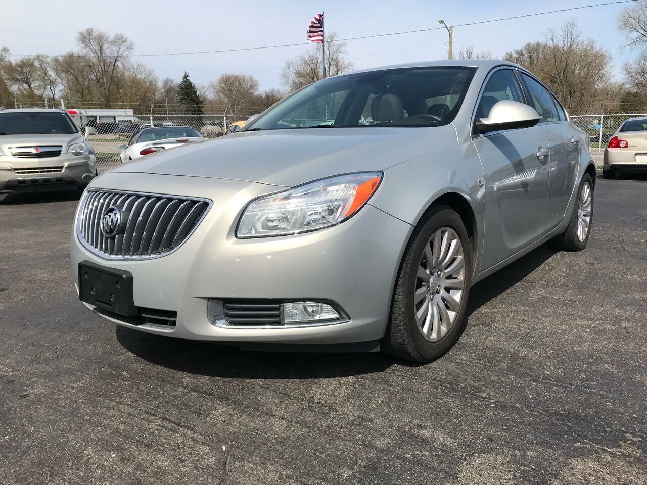 2011 BUICK Regal