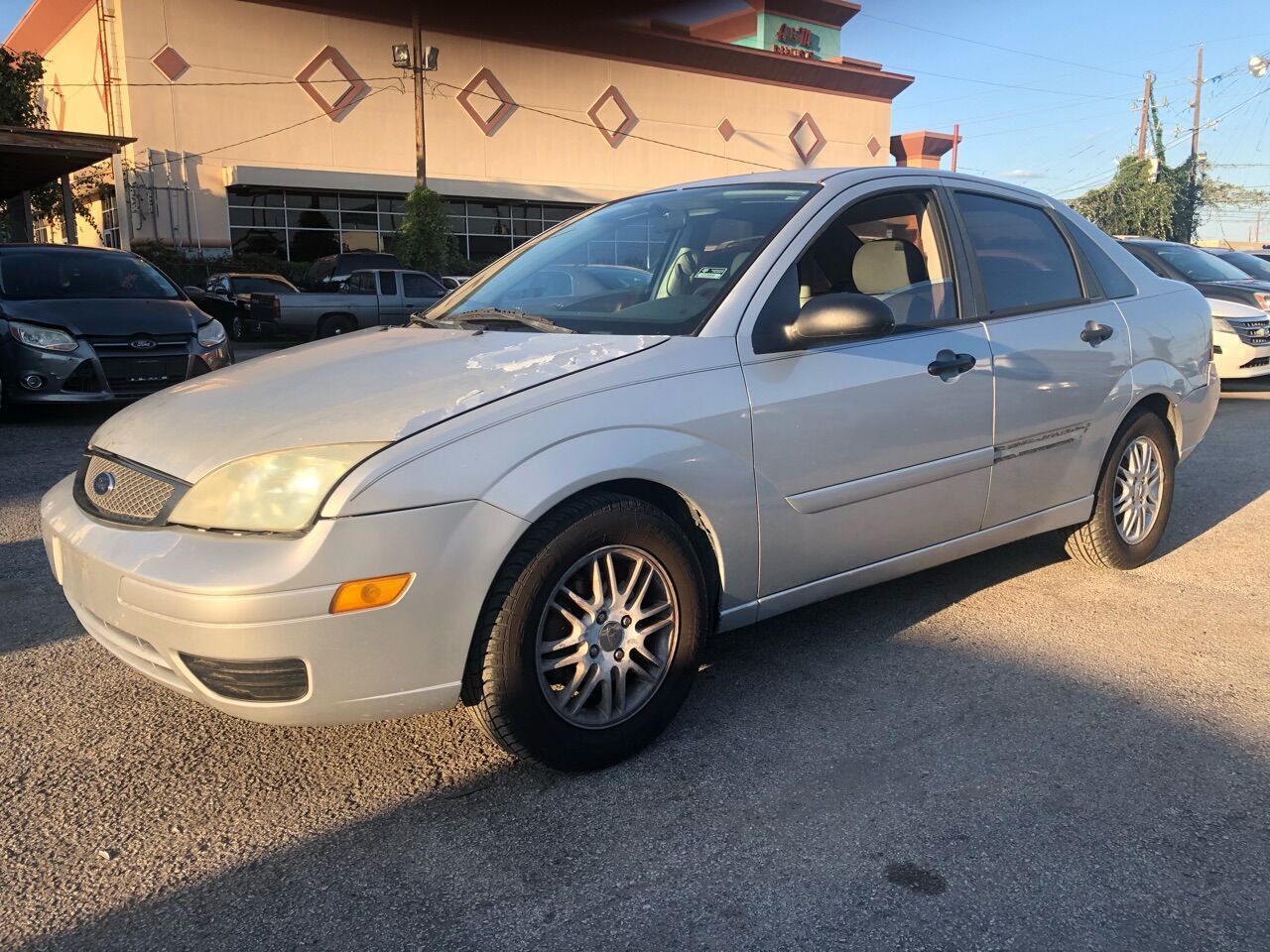 2005 FORD Focus