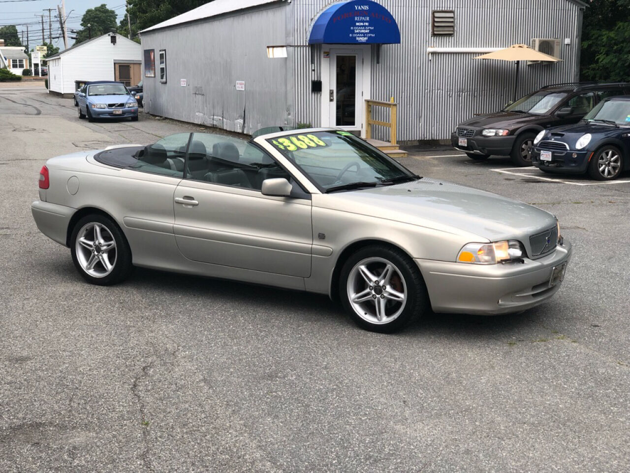 2001 VOLVO C70