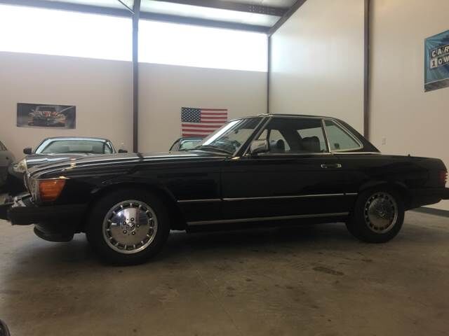 1987 MERCEDES-BENZ 560