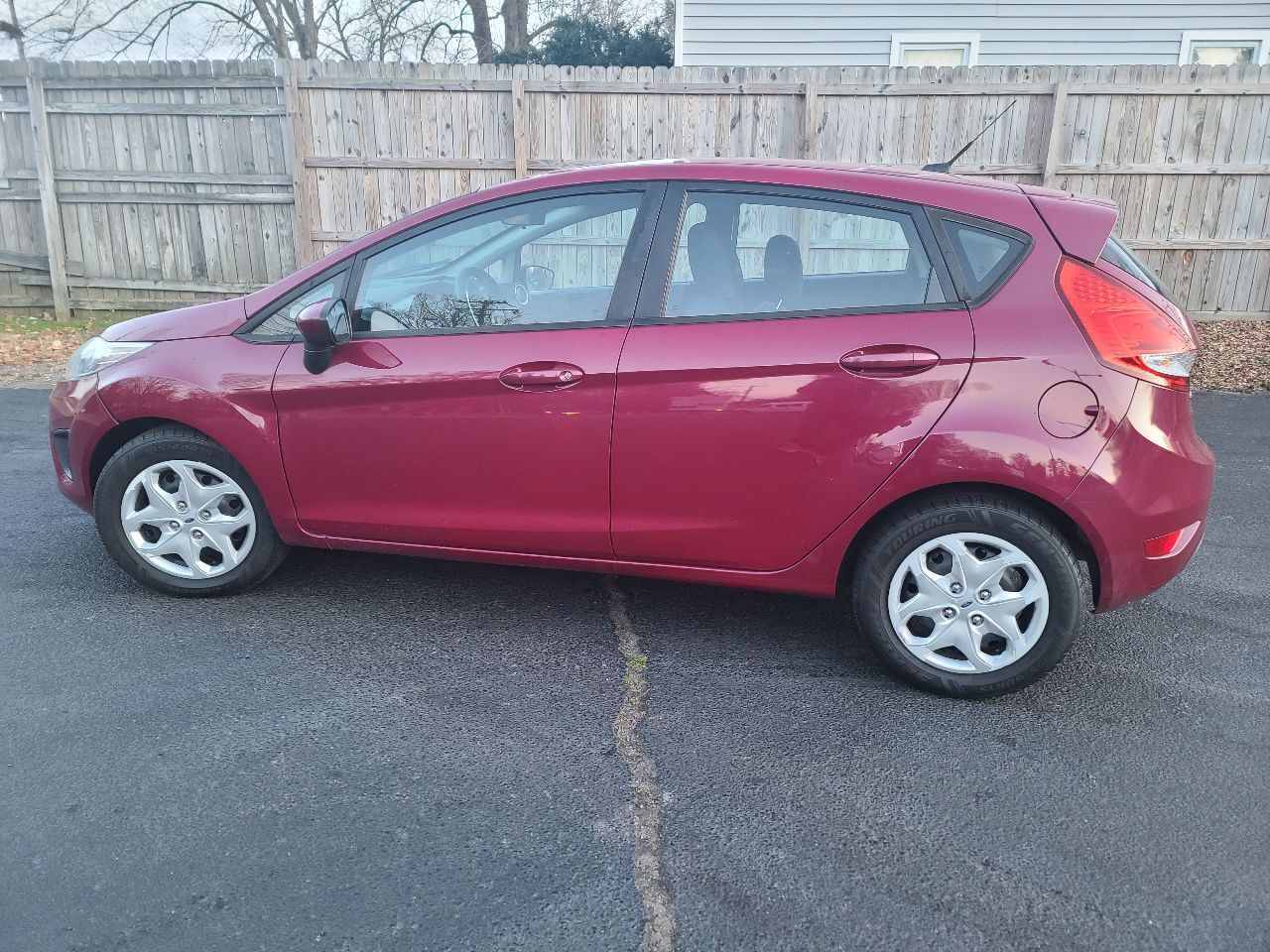 2011 FORD Fiesta